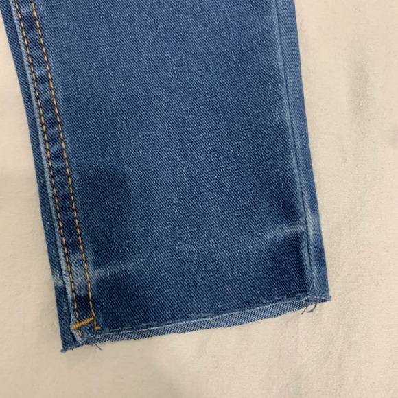 Old Navy Rock Star Super Skinny Ladies Denim Jean.  Unfinished Ankle Hem - Picture 4 of 5